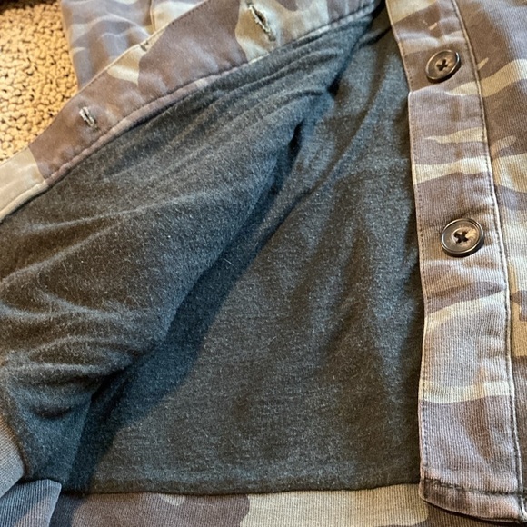 Splendid Green Camo Shaket Size XS in EUC - Picture 10 of 11